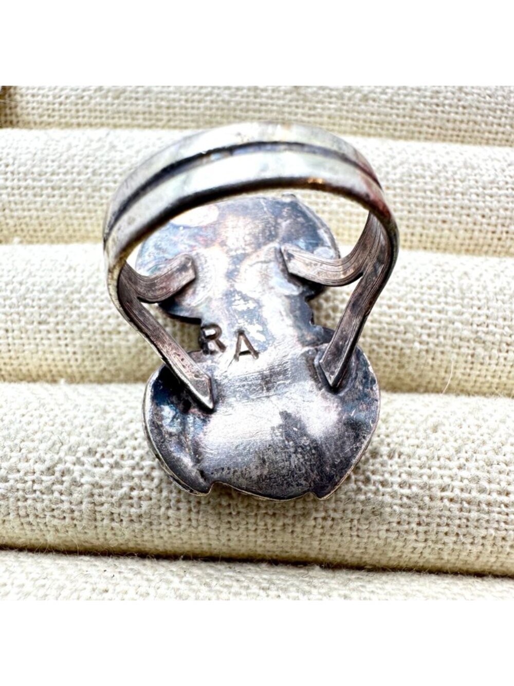 Vintage Native American Hallmarked RA Turquoise Sterling Silver Ring Size 9.5 - Picture 4 of 12